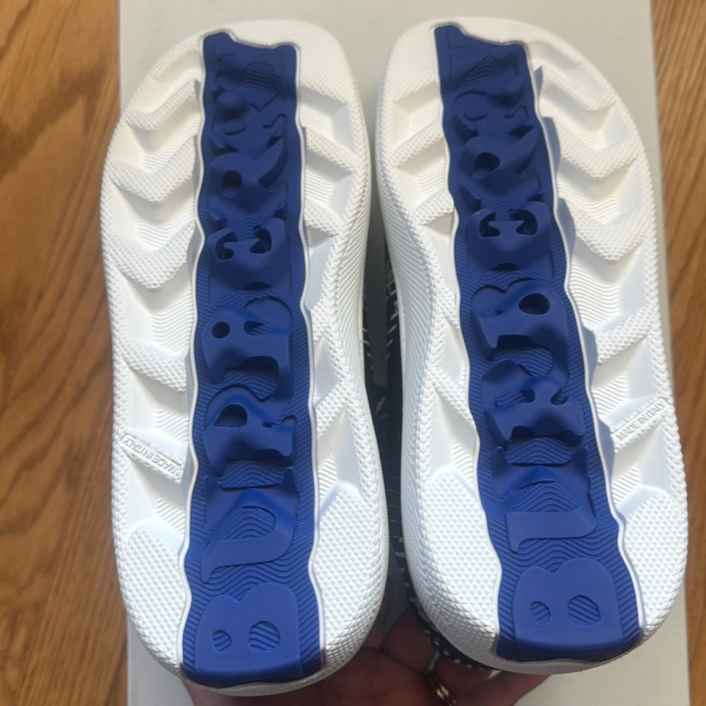 Burberry, Box checked sneakers, US 10/ EUR 40 - Picture 7 of 15